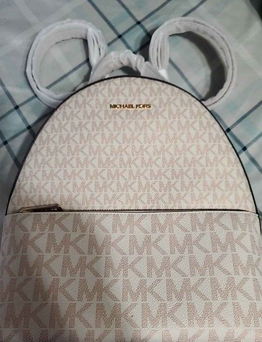 Brand new Michael Kors Rose Gold Medium pack back 