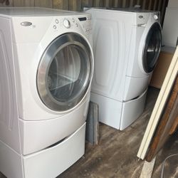 Washing Machine And Electric Dryer Pair 