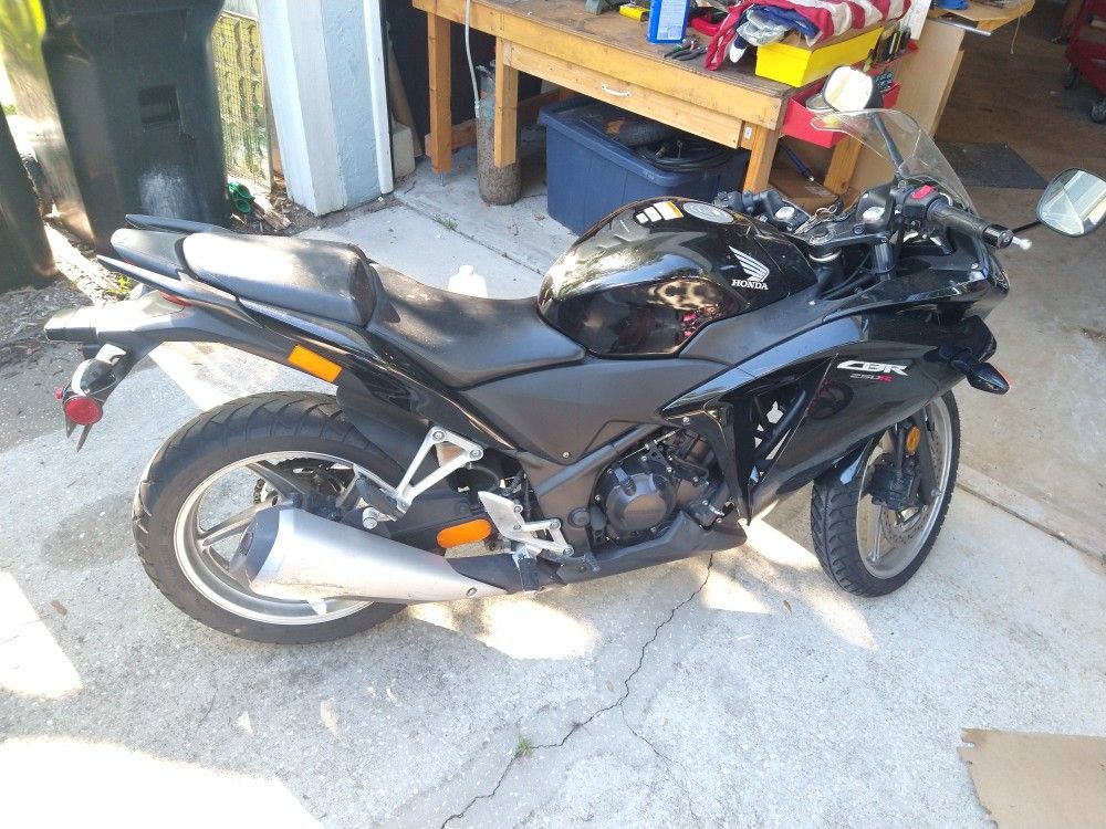 2011 honda cbr250