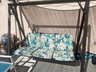 Outdoor Patio Swing