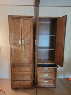2 Thomasville Dressers Solid Beautiful Oak 77 ht /24 wide has a matching head boards that is separate but can also be bought