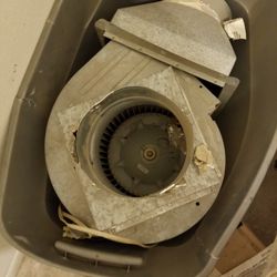 Central Air Conditioning  blower Case & Motor W/12"x12"  Can