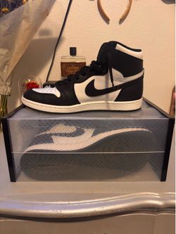 Jordan 1 black/white 85s