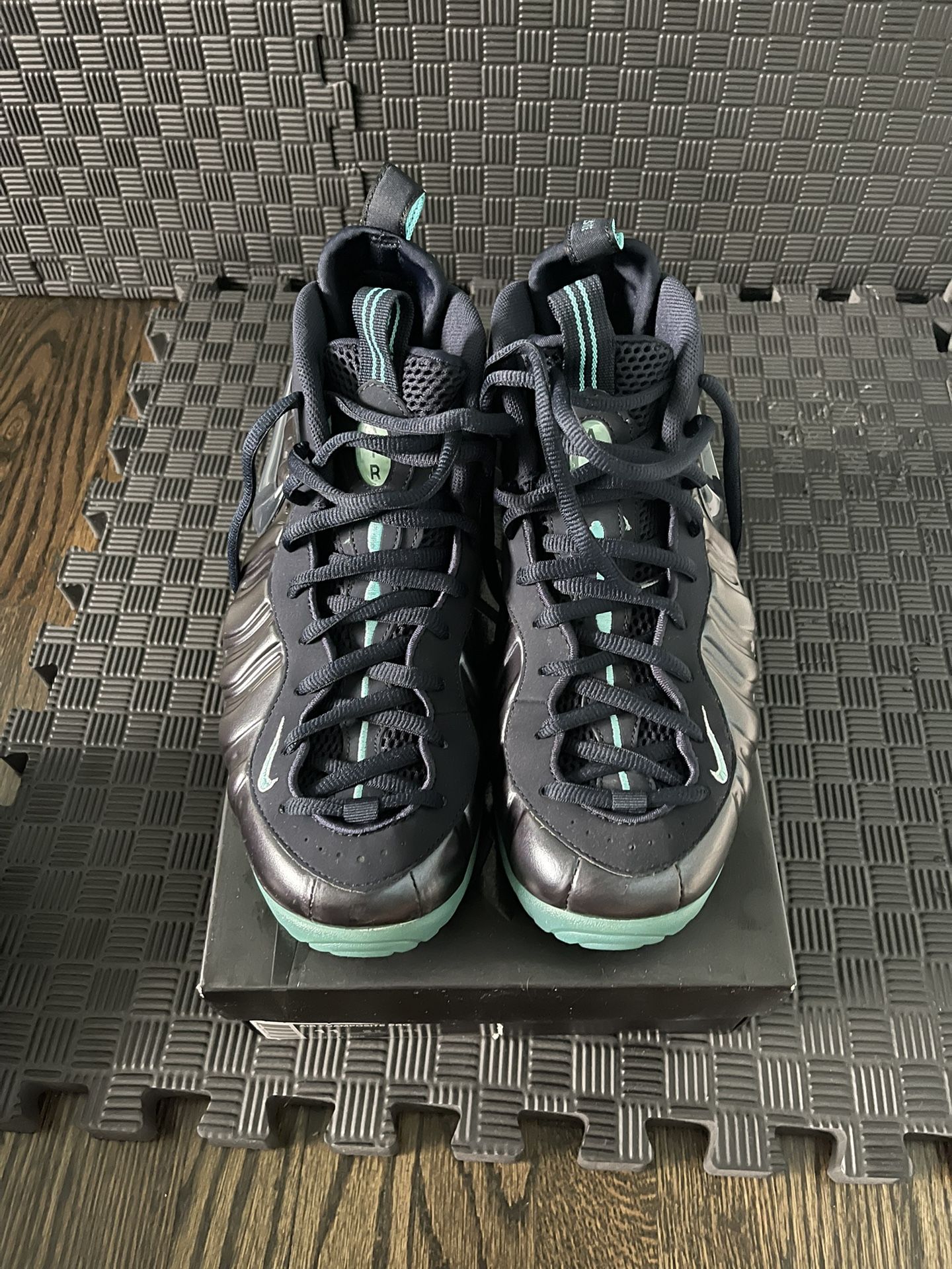 nike air foam posites