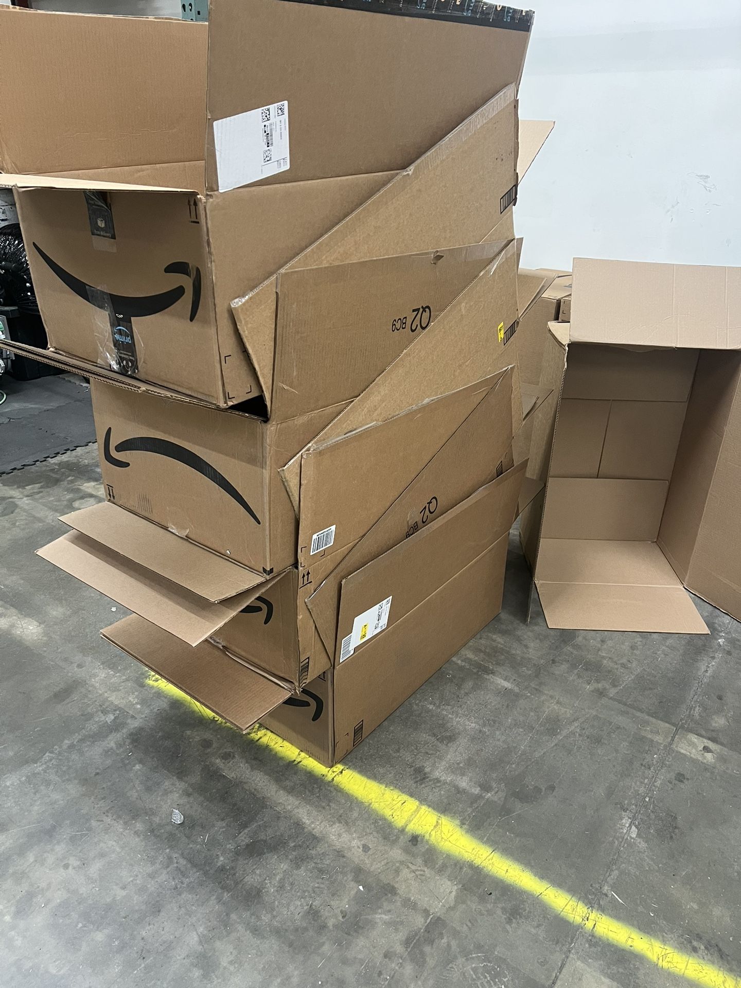 10 Large amazon boxes for $20- (36x22x12)