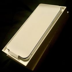 Apple iPhone 16e White 128gb 