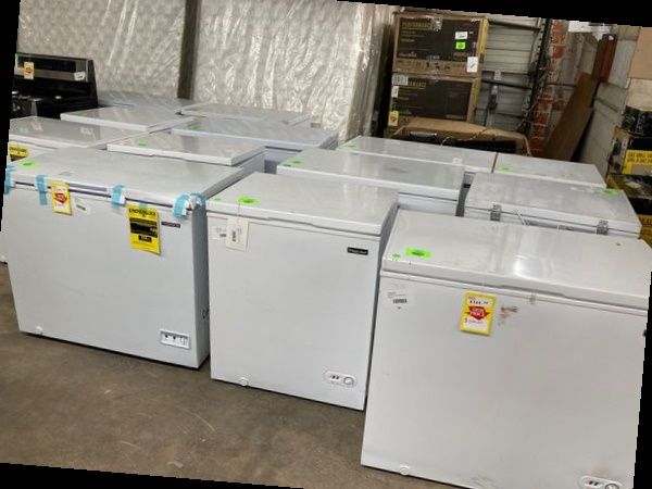 Magic chef chest freezers HMCF7W47 RL