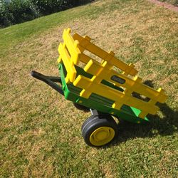 Peg Perego John Deere Stake-Side Trailer