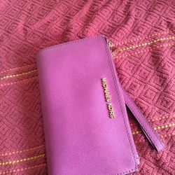 Michael Kors Wallet/Wristlet 