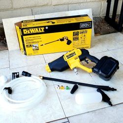 DeWALT 20V Pressure Washer 550 PSI