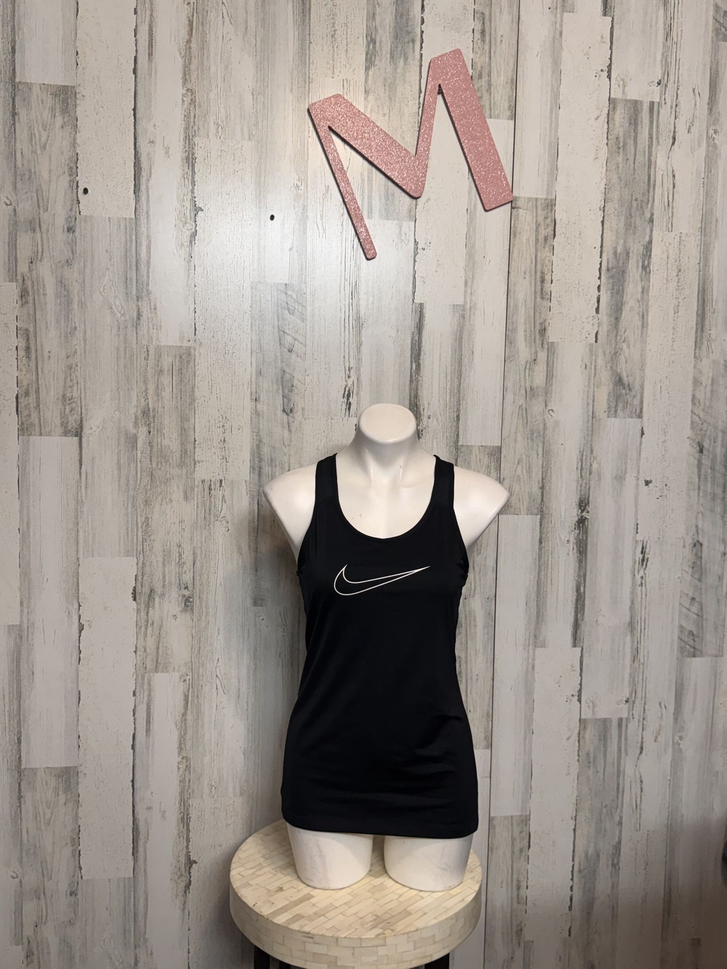 Nike Dri-Fit Black Racerback Athletic Tank Top  Women’s Medium | Running Workout