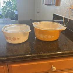  Vintage Pyrex "Butterfly Gold" Casserole Set