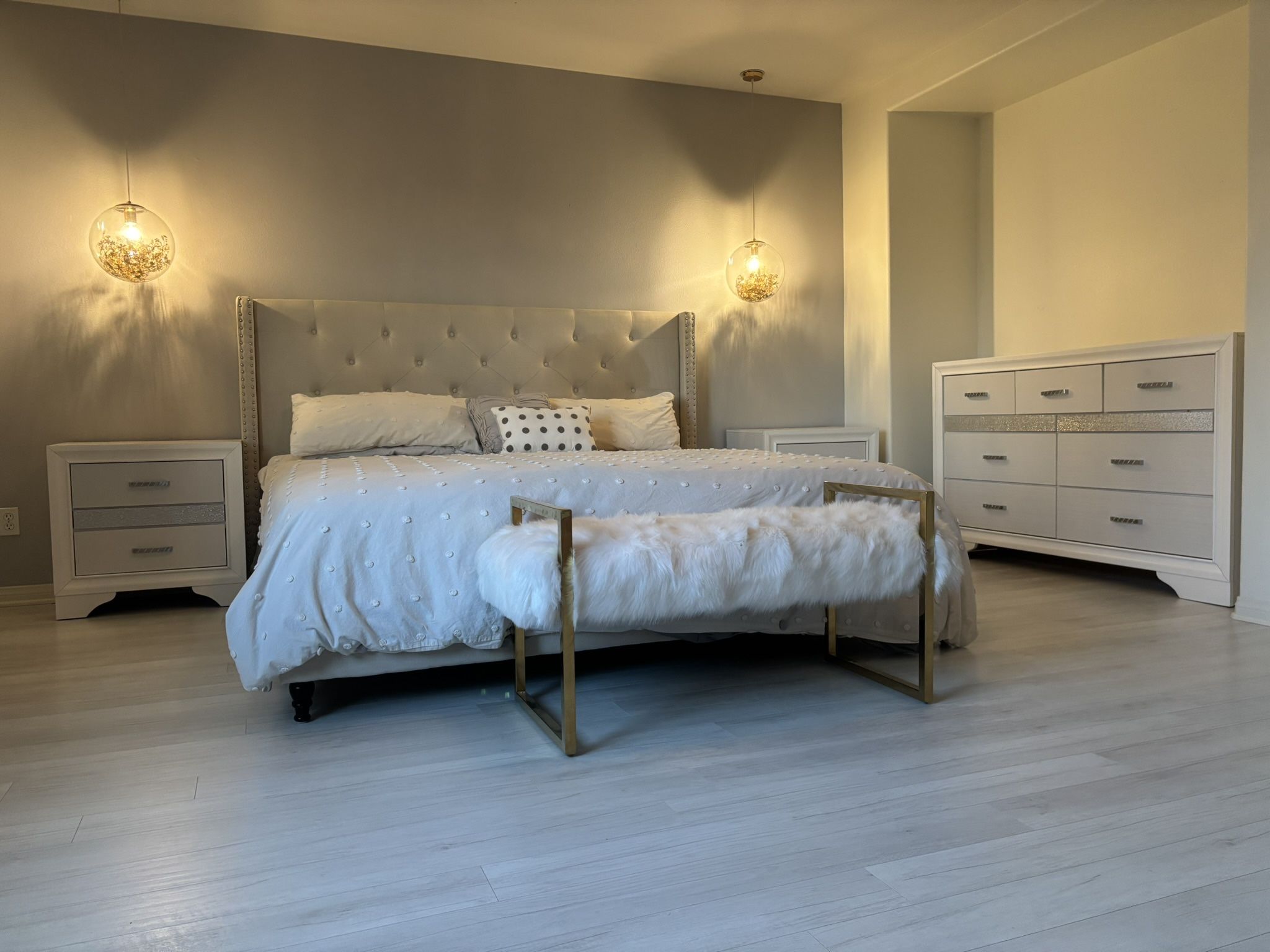 Dresser And Nightstand Table Set 