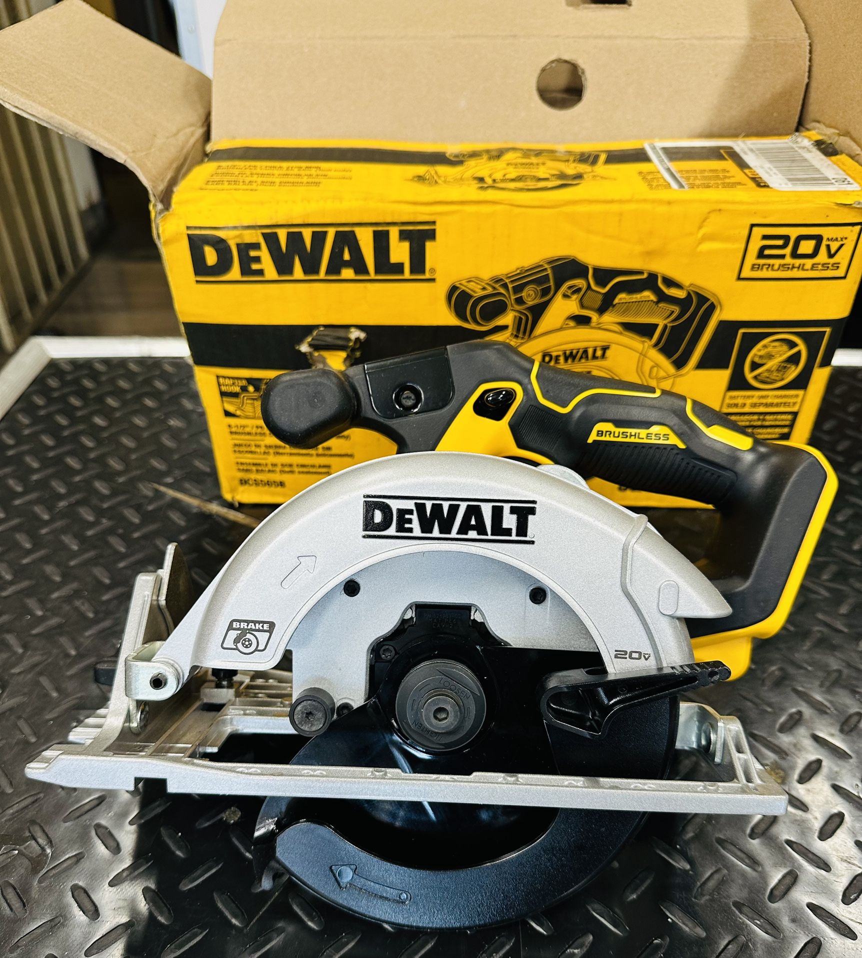Dewalt 6 1/2” Brushless Circular Saw