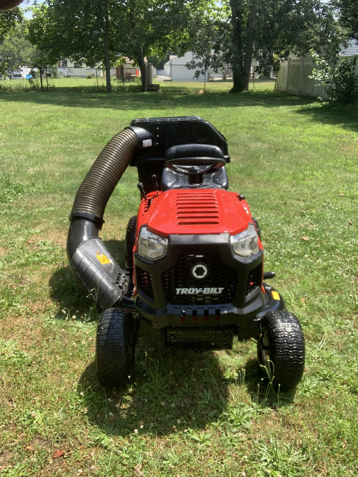 2019 Troy Bilt 42in Ride On Mower