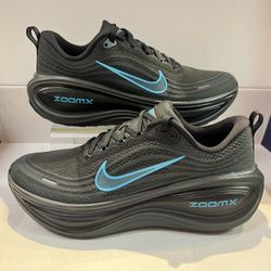 NIKE VOMERO PLUS ZOOMX “BLACK CURRENT BLUE”