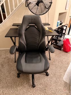 Gaming chair