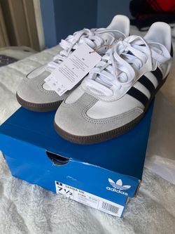 Adidas Sambas NEW size 7.5