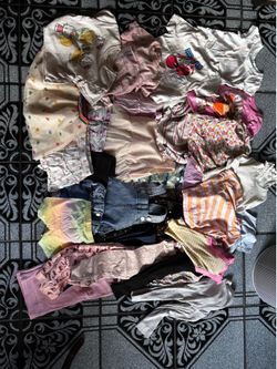 bag of girls clothes — size 2t-3t