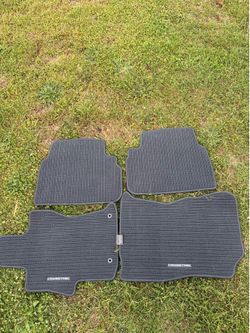 Subaru Crosstrek OEM Carpet Floor Mats – Full Set