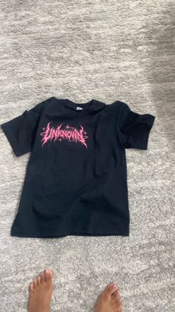 Unknown king tee SMALL