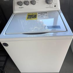 Whirlpool Washer and Dryer – Like New