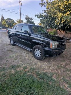 2003 Cadillac Escalade