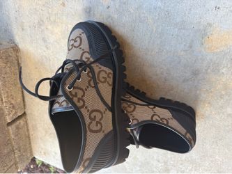Gucci shoes brand new size 12. 300$