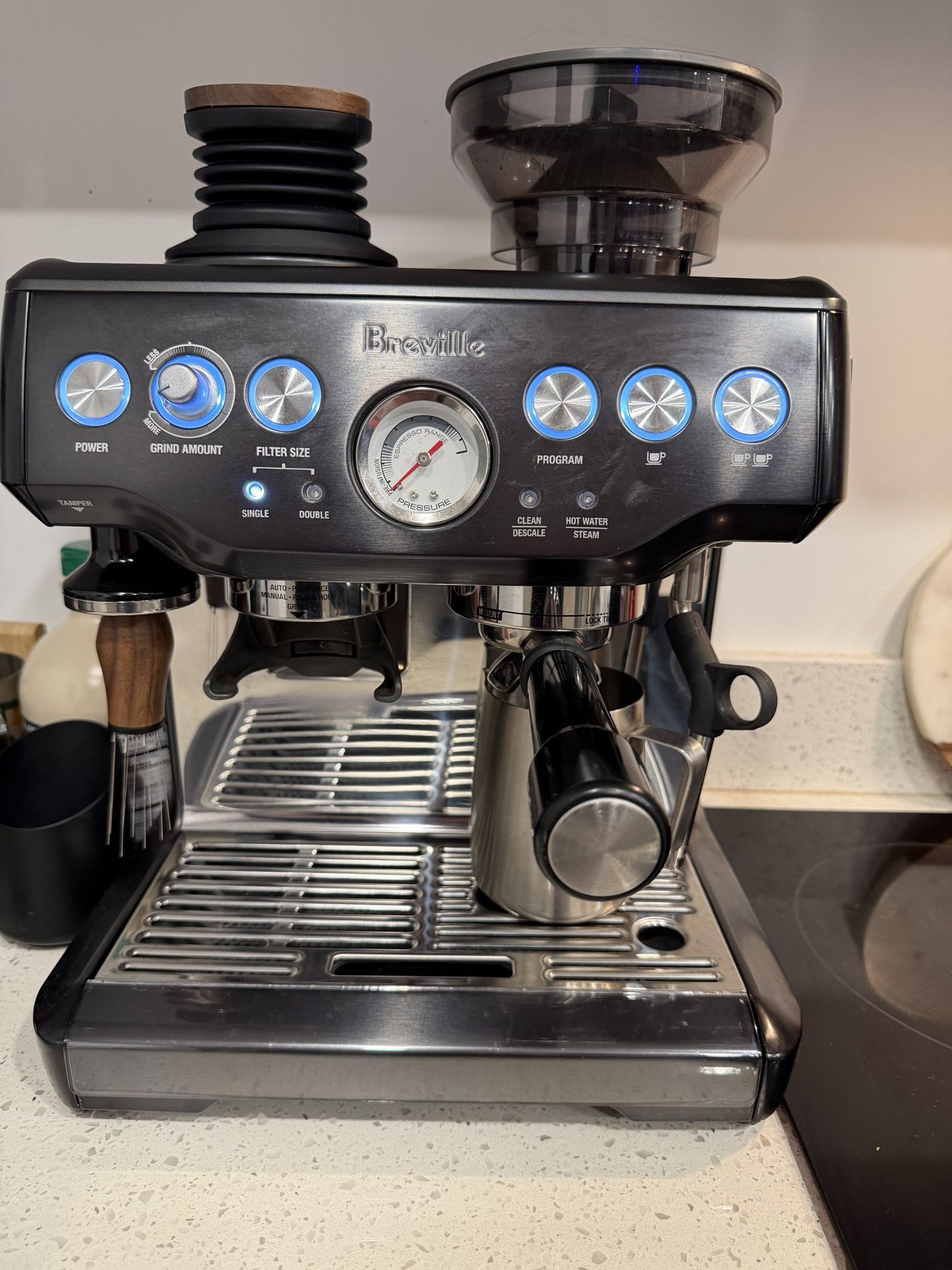 Breville Barista Express Espresso Machine Black Stainless Steel Hearth & Hand with Magnolia