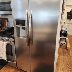 Frigidaire Gallery Counter-Depth Refrigerator