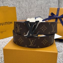 LV Men’s Belt With Box 2026 New 