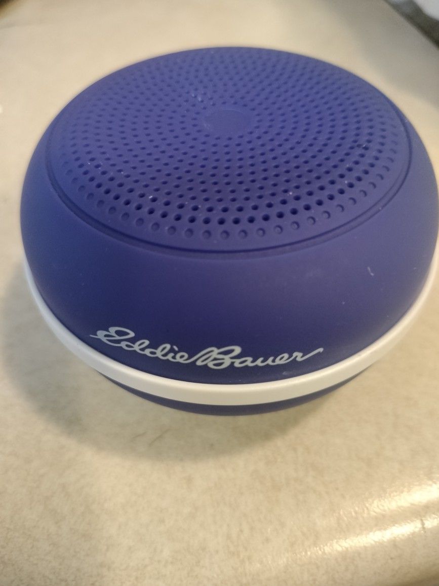 Eddie Bauer Keychain  Bluetooth Speaker