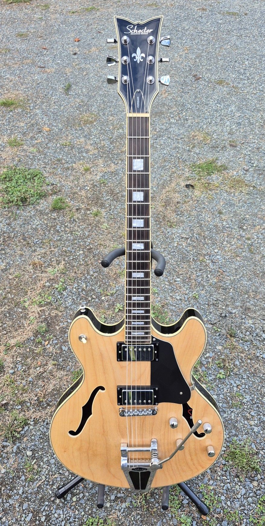 Schecter Corsair W/locking Tuners