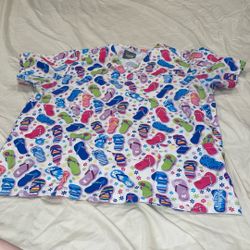 Scrub Top In Medium 