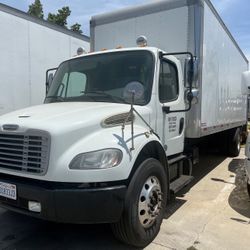 2014 Freightliner M2
