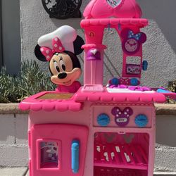 Minnie Mouse Play Kitchen 