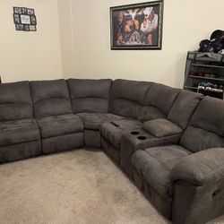 2-PIECE RECLINING CORNER SECTIONAL WITH CENTER CONSOLE Tambo - Pewter Collection by Signature Design by Ashley