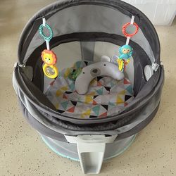 Portable baby bassinet/dome