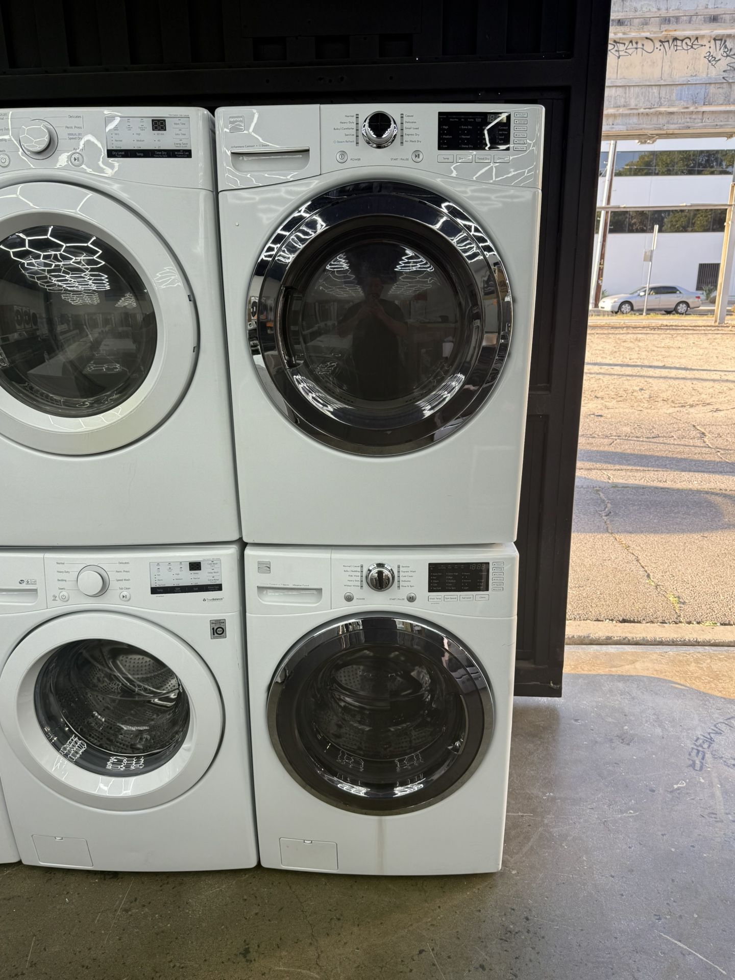 Kenmore washer and gas dryer set