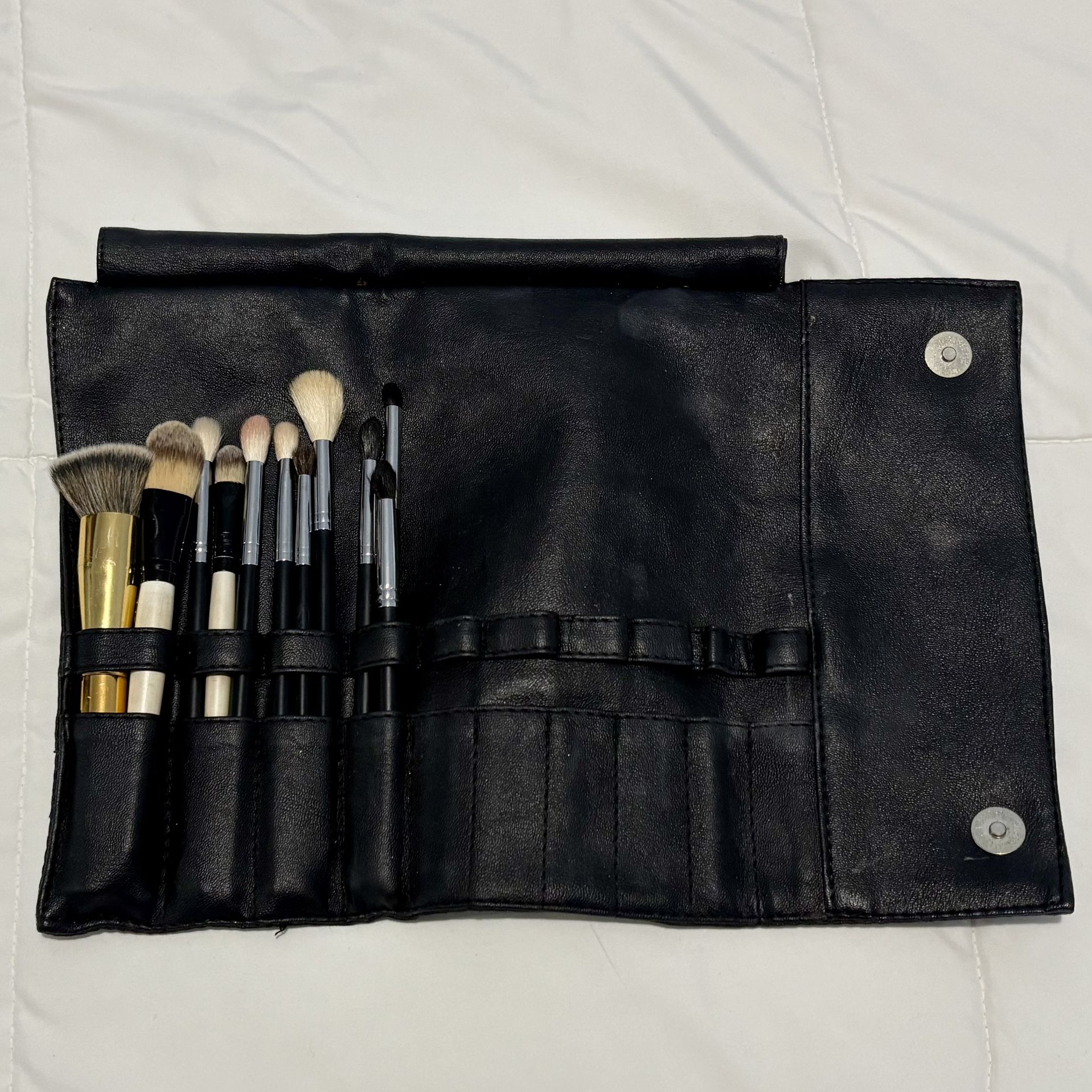 Morphe Eyeshadow Brush with Leather Case