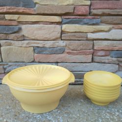 Vintage Tupperware Salad Bowl/Lid & Bowls 