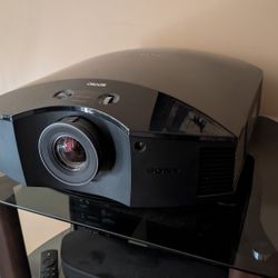 Sony VPL-HW40ES SXRD 1080p Projector