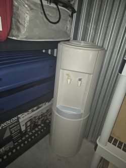 Water Cooler/ Dispenser