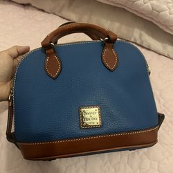 Dooney & Bourke Bag