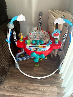 Baby jumper bouncer