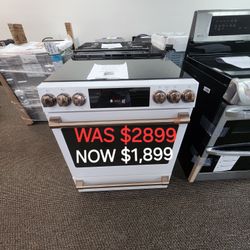 CAFE 30" Smart Slide In, Front Control, Radiant And Convection Range