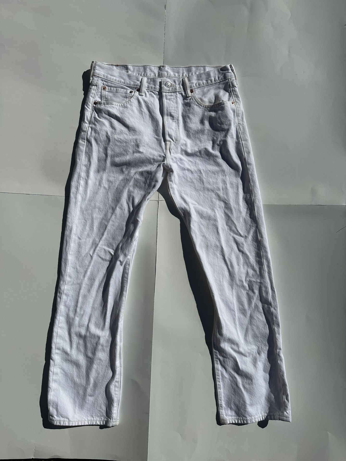 Vintage White Levi’s 501 Jeans