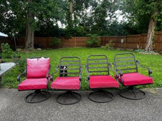 4 Metal Outdoor Chairs