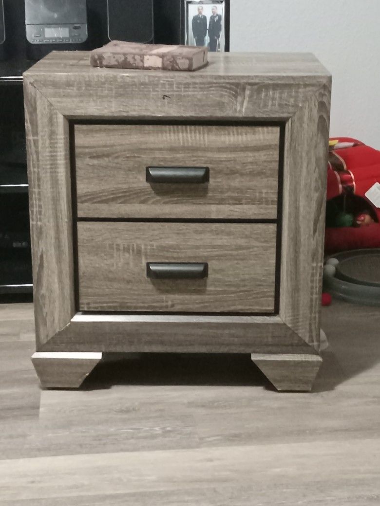 Night Stand/Side Table