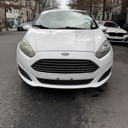 2016 Ford Fiesta 